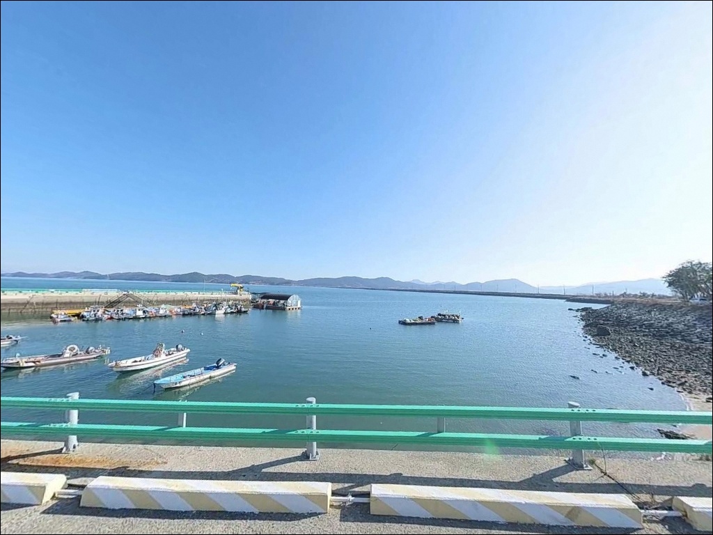 용동항(고흥만방조제 선착장) 주변 모습 3
