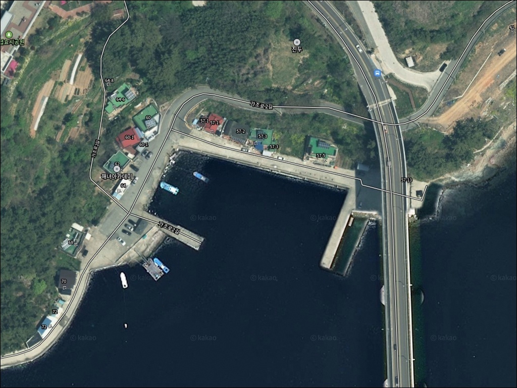 가조항(가조도선착장) 주변 모습 1
